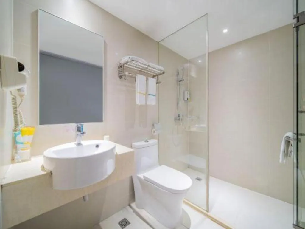 City Comfort Inn Wuhan Children's Hospital Xianggang Road Metro Station