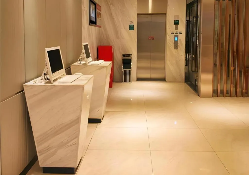 City Comfort Inn Wuhan Children's Hospital Xianggang Road Metro Station