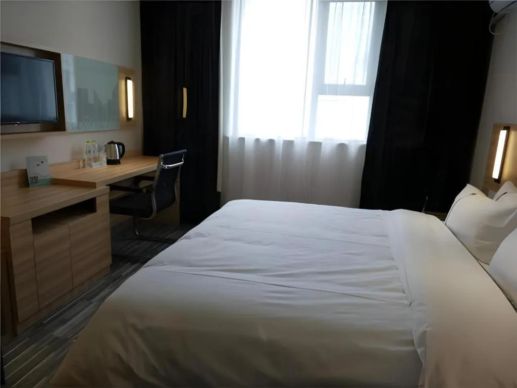 Bed in City Comfort Inn Wuhan Hangkong Road Tongji Hospital