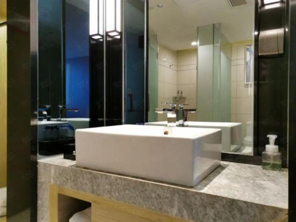 Echarm Hotel Wuhan Vanke Future Center Wulidun Metro Station