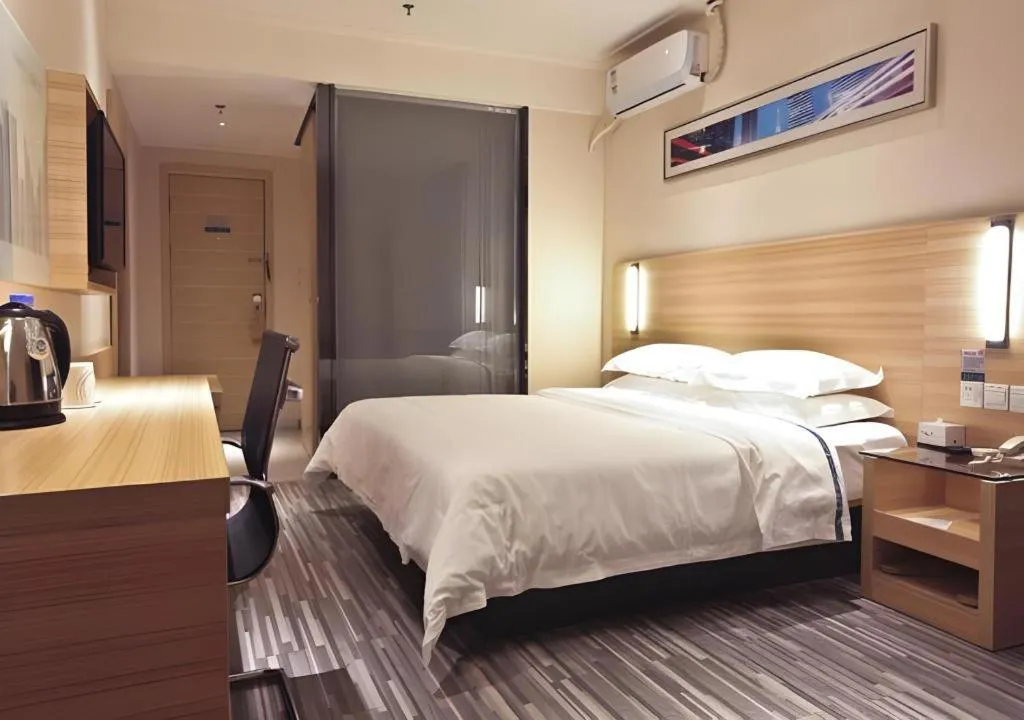 Bed in City Comfort Inn Wuhan Jiqing Street Dazhi Road Metro Station
