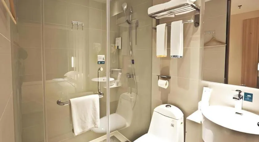 City Comfort Inn Wuhan Jiqing Street Dazhi Road Metro Station