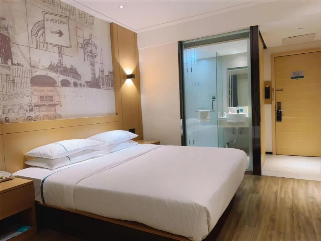 Bed in City Comfort Inn Wuhan Jiqing Street Dazhi Road Metro Station