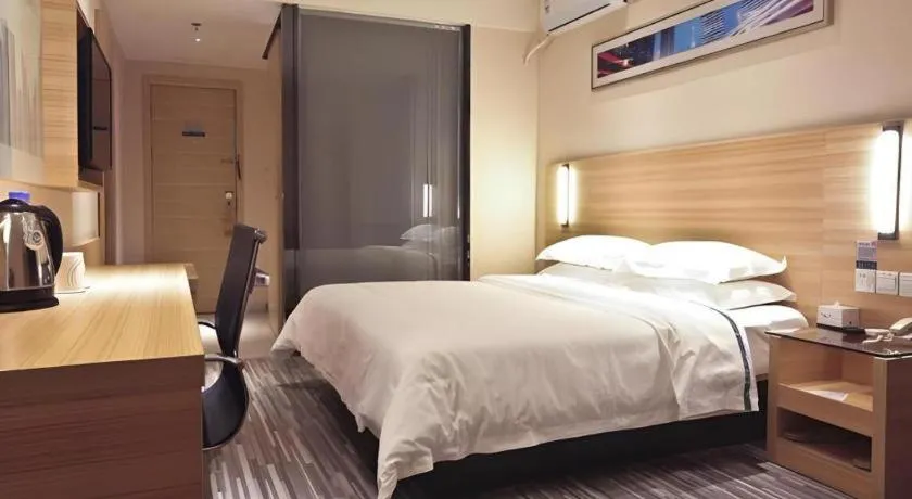 Bed in City Comfort Inn Wuhan Jiqing Street Dazhi Road Metro Station