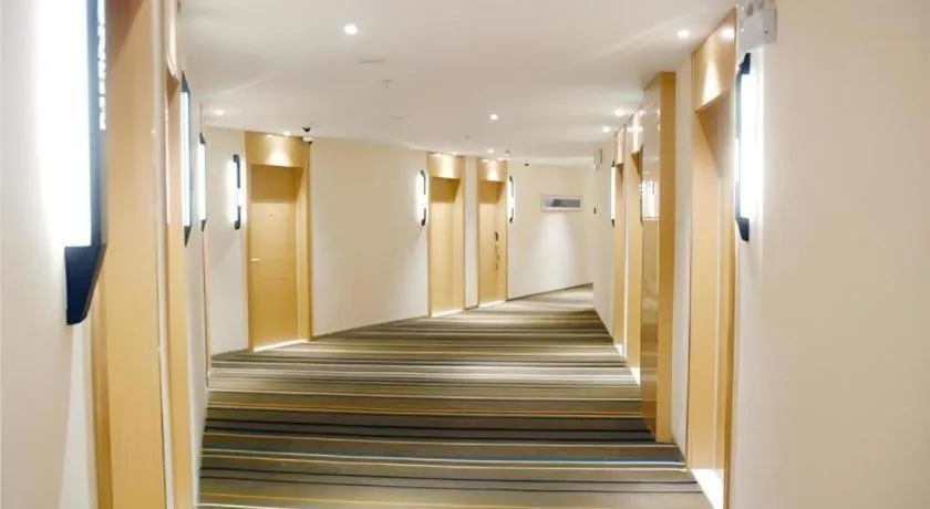 City Comfort Inn Shanghai International Automobile City Tongji University