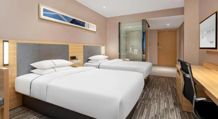 Bed in City Comfort Inn Shanghai International Automobile City Tongji University