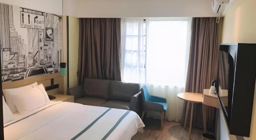 Bed in City Comfort Inn Shenzhen Exhibition Center North Huaqiang Metro Station