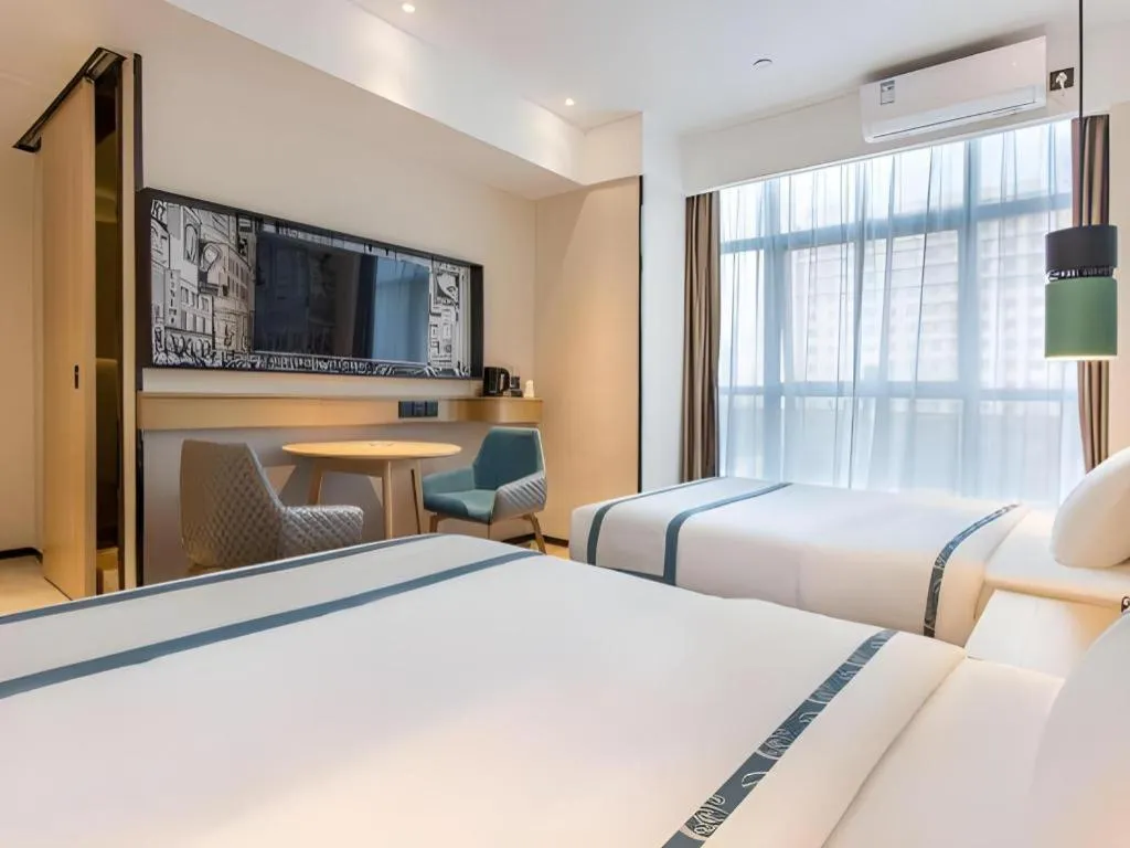 Bed in City Comfort Inn Shenzhen Exhibition Center North Huaqiang Metro Station