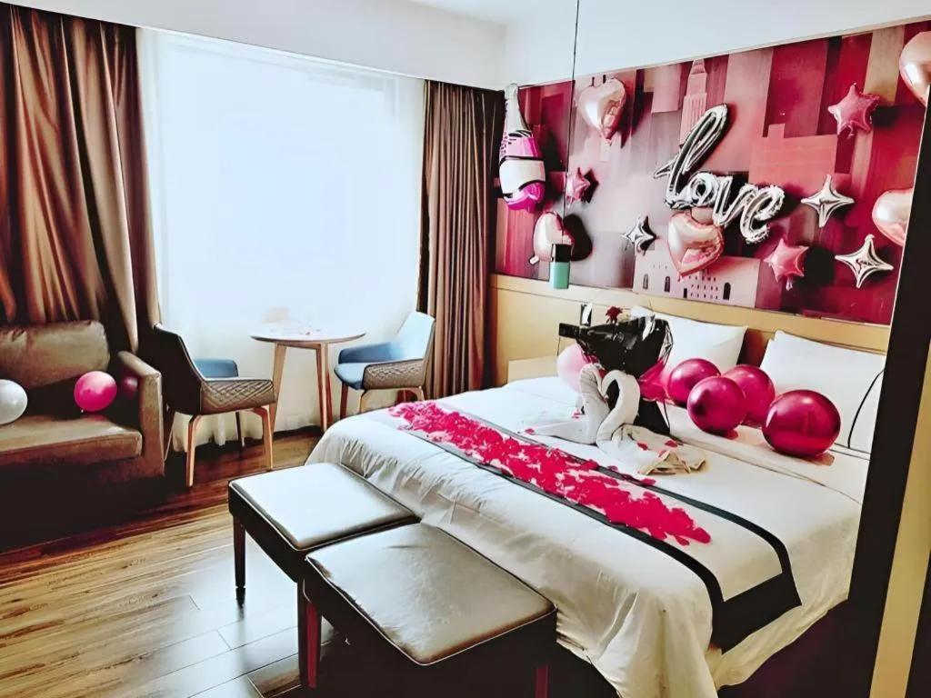 Bed in City Comfort Inn Shenzhen Exhibition Center North Huaqiang Metro Station