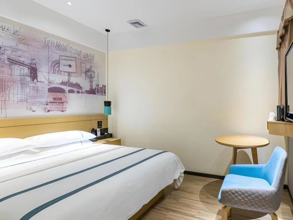 Bed in City Comfort Inn Shenzhen Exhibition Center North Huaqiang Metro Station