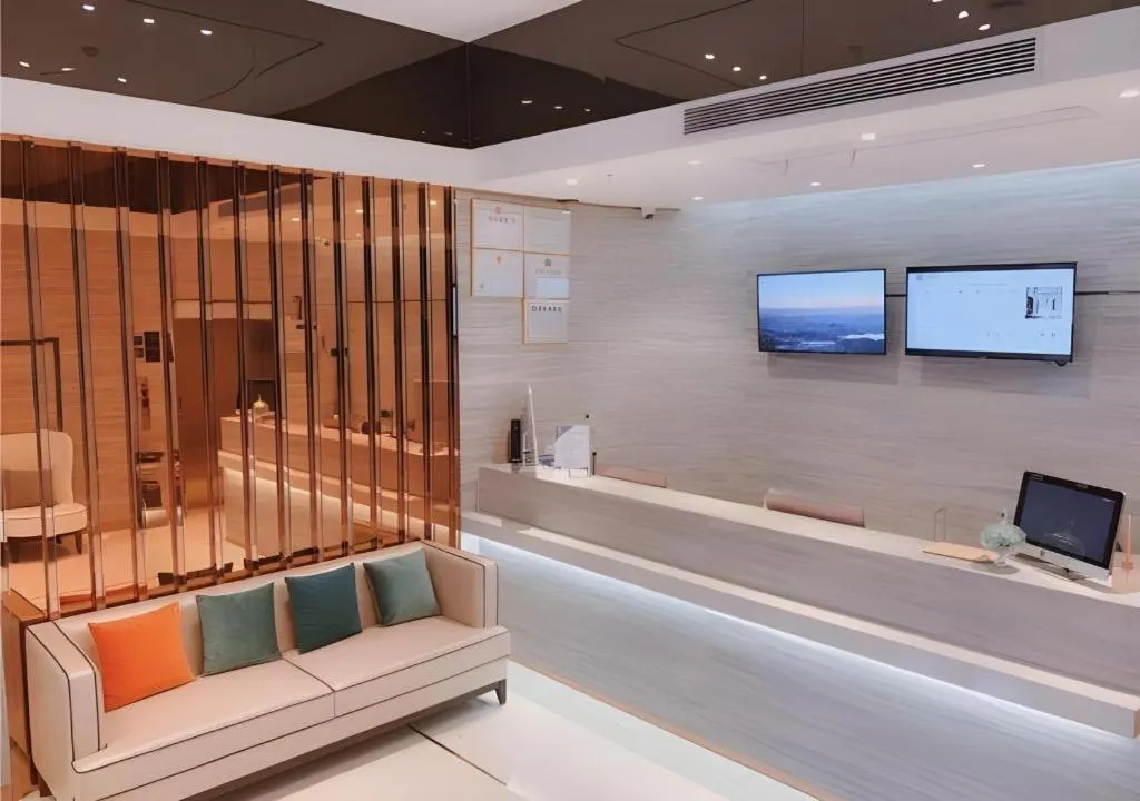 City Comfort Inn Shenzhen Exhibition Center North Huaqiang Metro Station