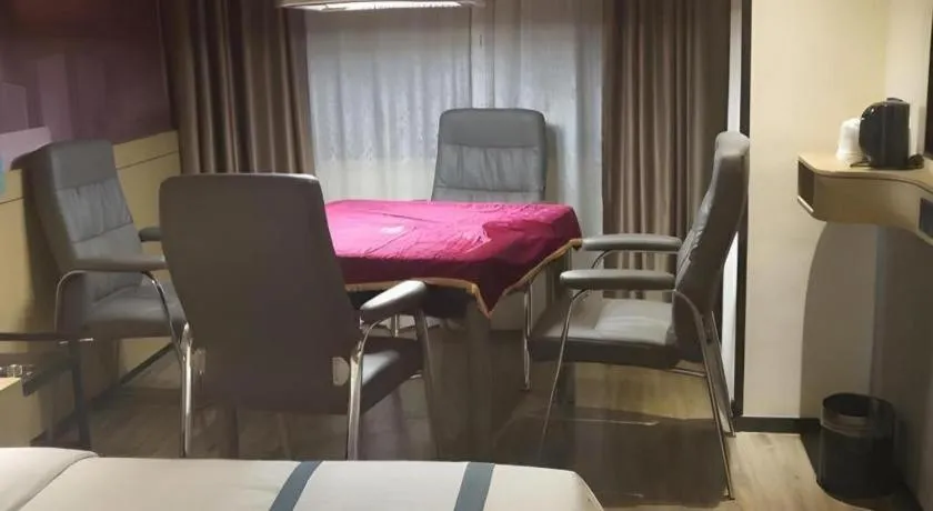 City Comfort Inn Shenzhen Exhibition Center North Huaqiang Metro Station