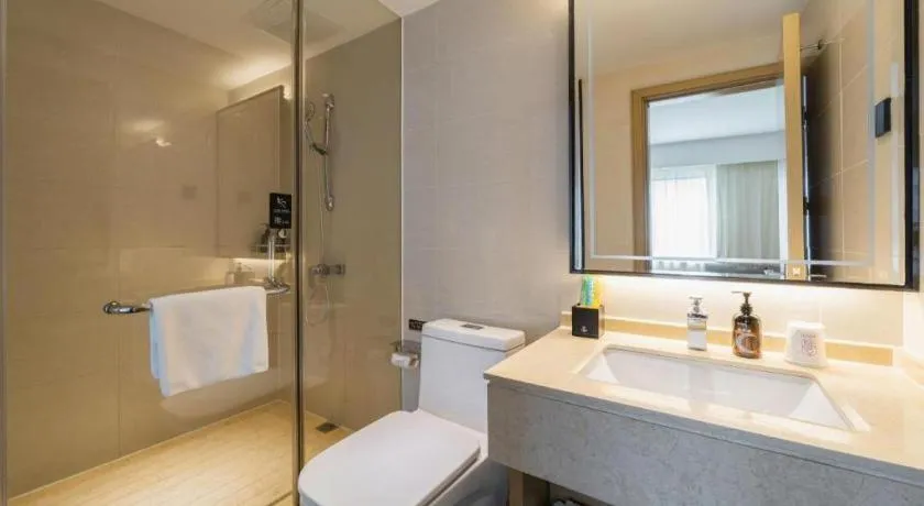 City Comfort Inn Shenzhen Exhibition Center North Huaqiang Metro Station