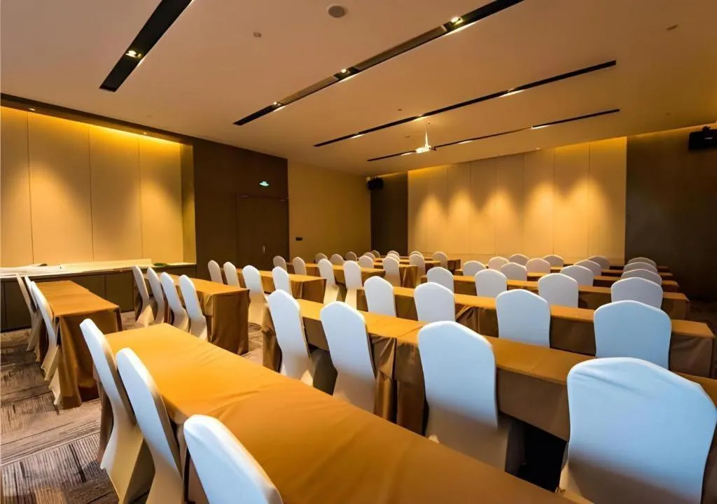 Echarm Plus Hotel Nanning East Station