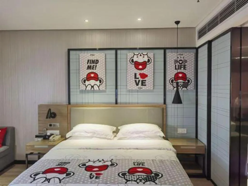 Bed in JTOUR Inn Yizhou Hechi College Pedestrian Street