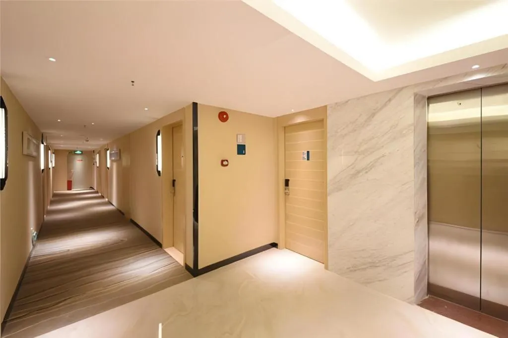 City Comfort Inn Shenzhen International Exhibition Center Tangwei Metro Station