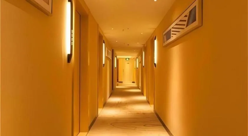 City Comfort Inn Shenzhen International Exhibition Center Tangwei Metro Station