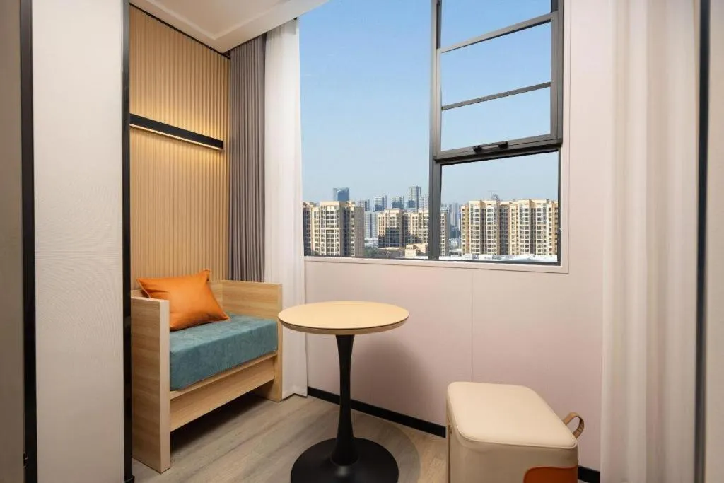 Bed in City Comfort Inn Wuhan Zhongnan Road Fujiaopo