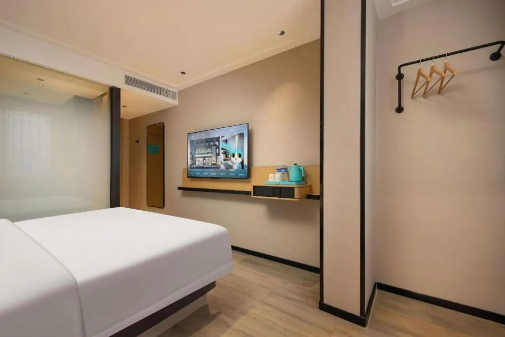 Bed in City Comfort Inn Wuhan Zhongnan Road Fujiaopo