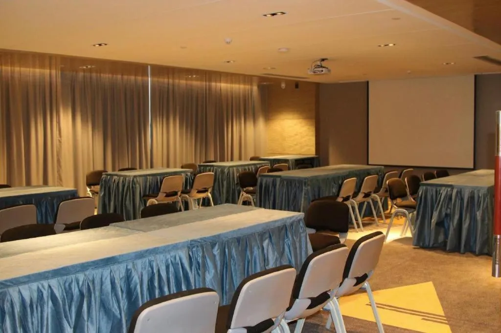 Echarm Hotel Nanning Qingxiu Mountain