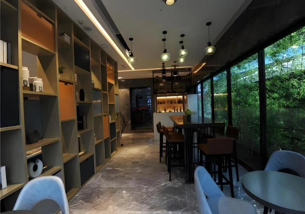 Echarm Hotel Nanning Qingxiu Mountain