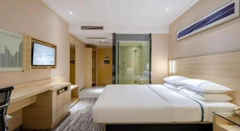Bed in City Comfort Inn Guangzhou Renhe Metro Station Huatong Plaza
