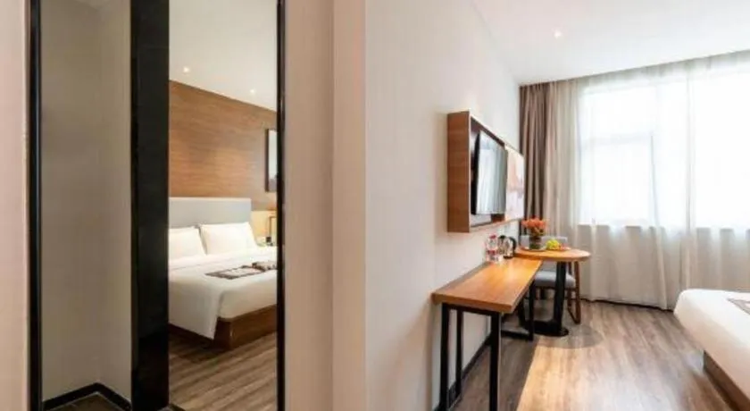 Bed in JTOUR Inn Yulin Railway Station Industrial Products Market