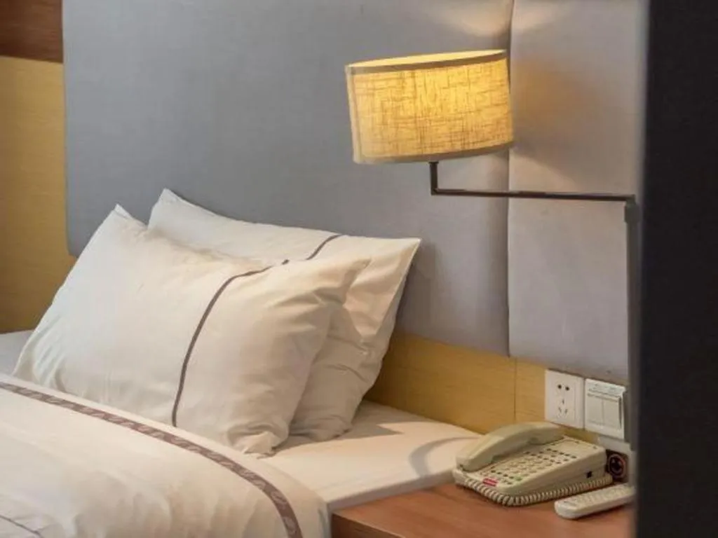 Bed in JTOUR Inn Yulin Railway Station Industrial Products Market