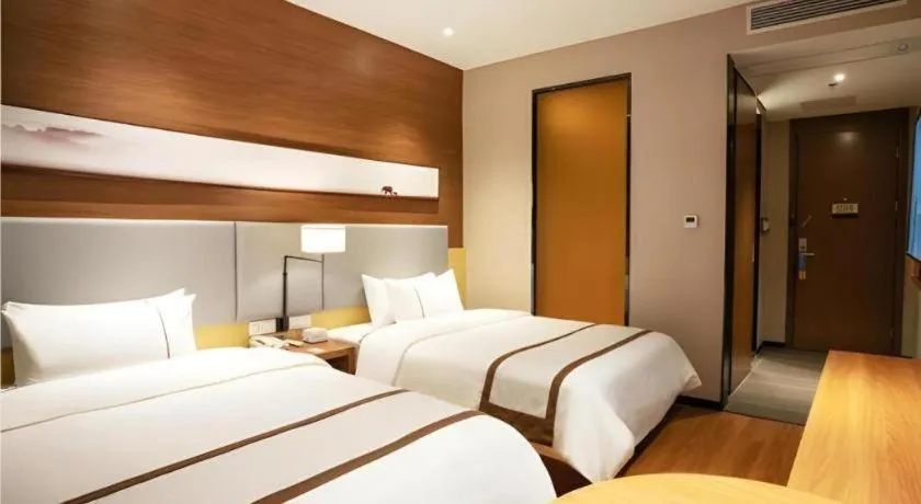 Bed in JTOUR Inn Yulin Railway Station Industrial Products Market