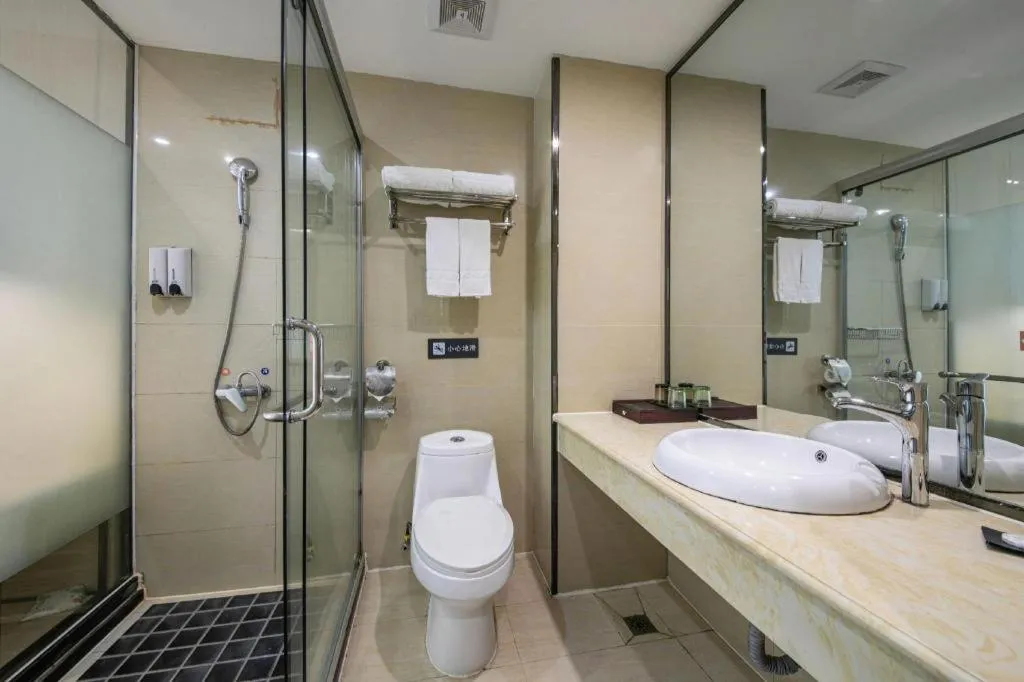 Borrman Hotel Wuhan Yangluo Metro Station Shenshuigang