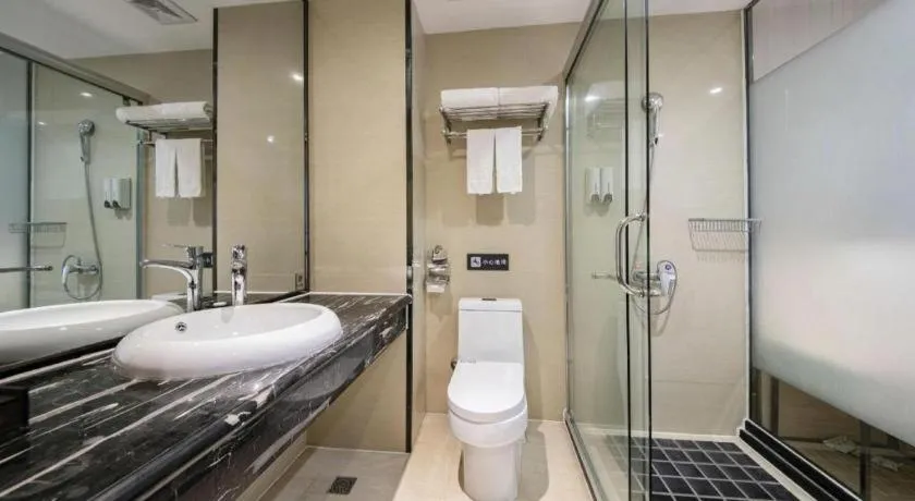 Borrman Hotel Wuhan Yangluo Metro Station Shenshuigang