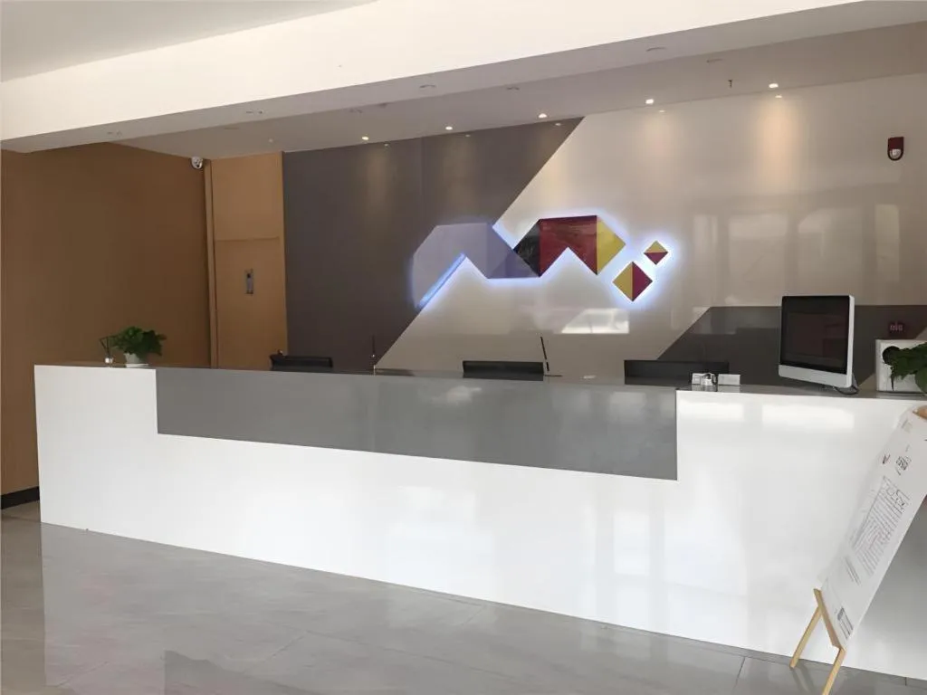 Borrman Hotel Wuhan Yangluo Metro Station Shenshuigang