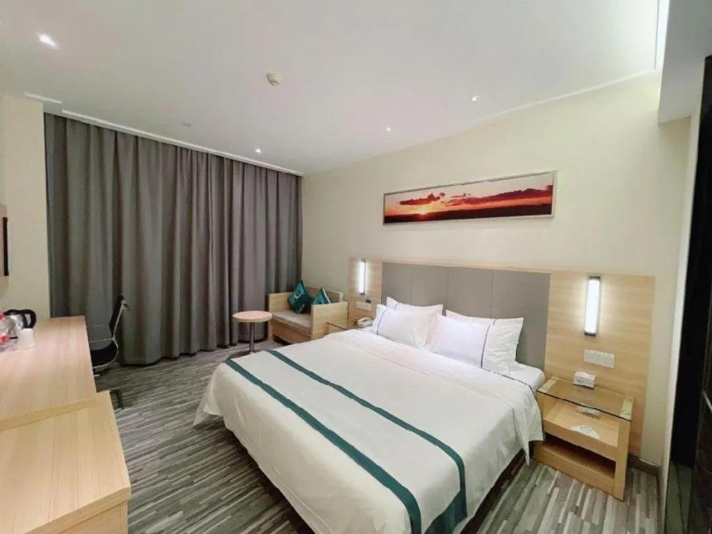 Bed in City Comfort Inn Wuhan University Guangbutun Metro Station