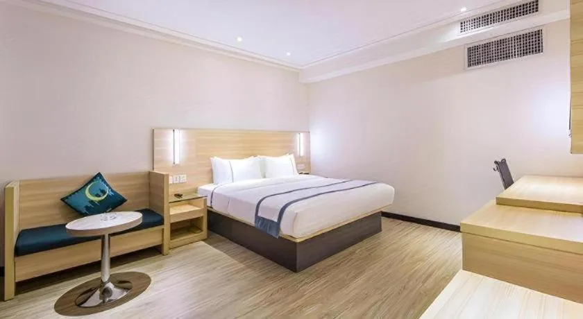 Bed in City Comfort Inn Wuhan University Guangbutun Metro Station