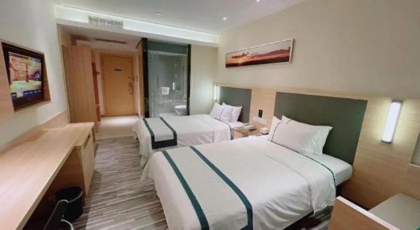 Bed in City Comfort Inn Wuhan University Guangbutun Metro Station