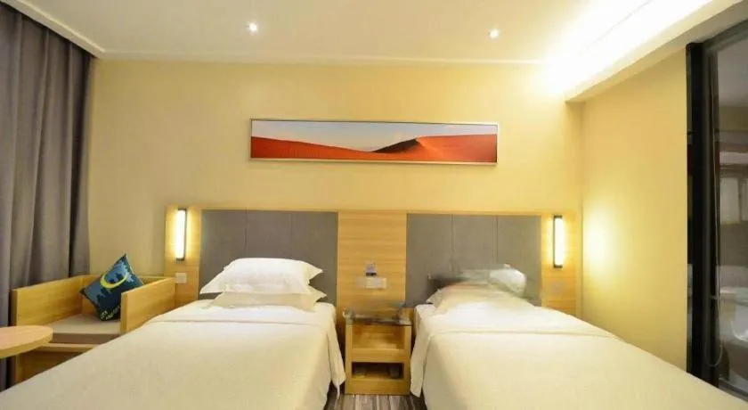 Bed in City Comfort Inn Wuhan University Guangbutun Metro Station