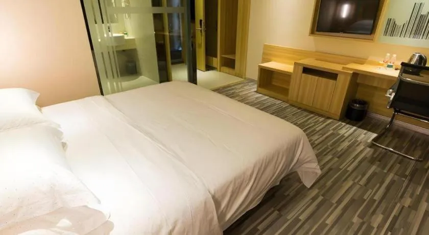 Bed in City Comfort Inn Wuhan University Guangbutun Metro Station