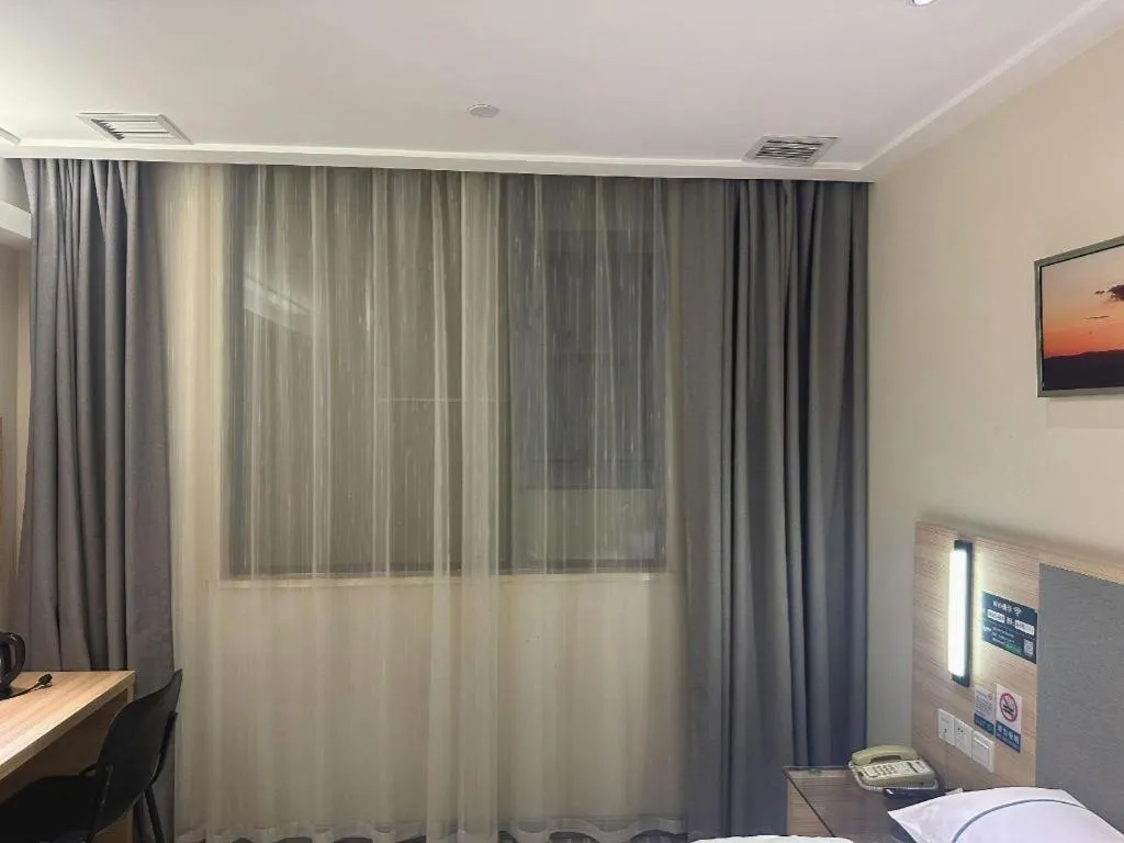 Bed in City Comfort Inn Wuhan University Guangbutun Metro Station