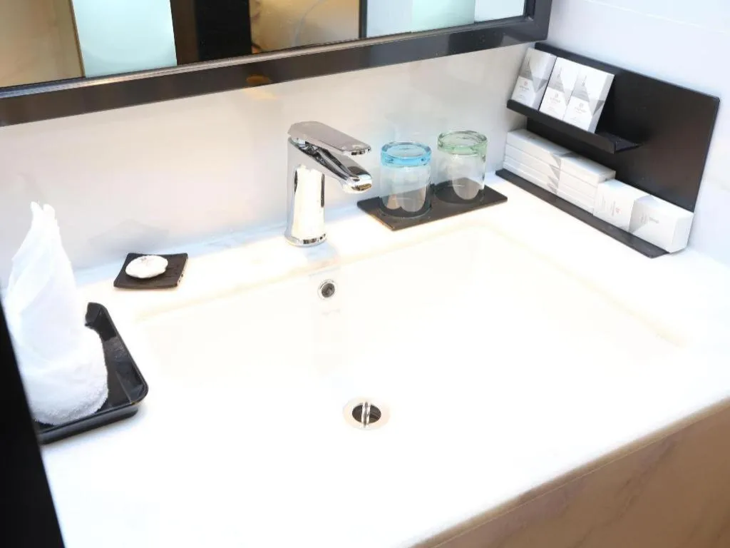 Borrman Hotel Zhongxiang Railway Station Mochou Village