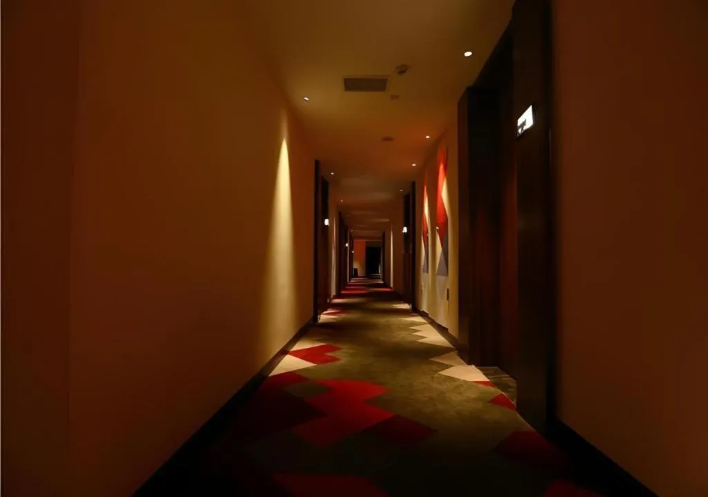 Borrman Hotel Zhongxiang Railway Station Mochou Village