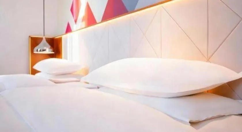 Bed in Borrman Hotel Zhongxiang Railway Station Mochou Village