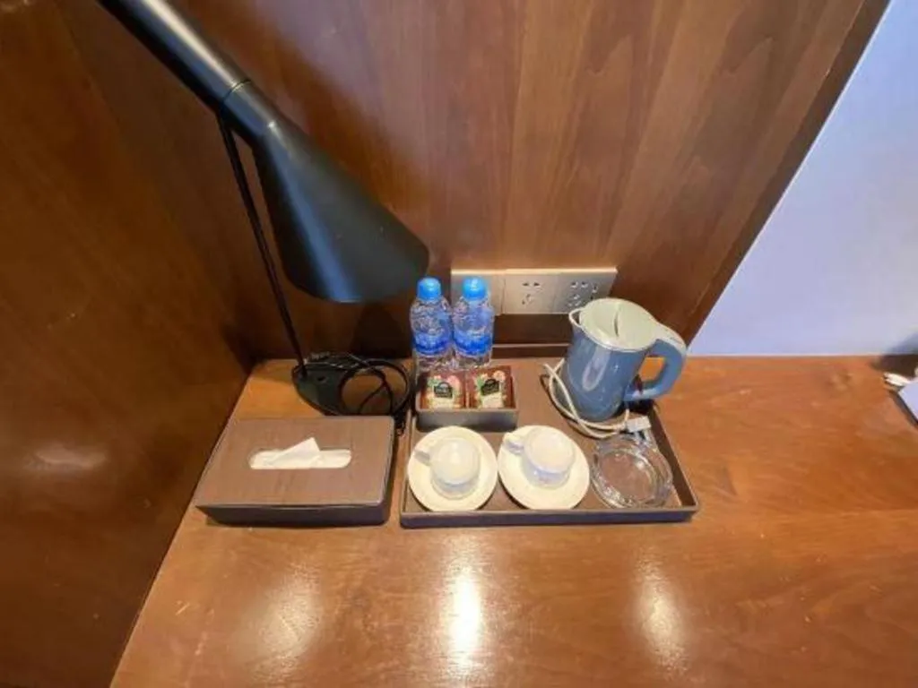 Borrman Hotel Zhongxiang Railway Station Mochou Village