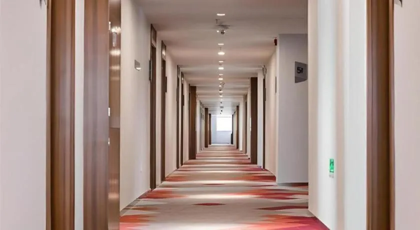 Borrman Hotel East Huai'an Railway Station Zhou 'Enlai Memorial