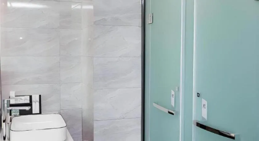 Borrman Hotel East Huai'an Railway Station Zhou 'Enlai Memorial