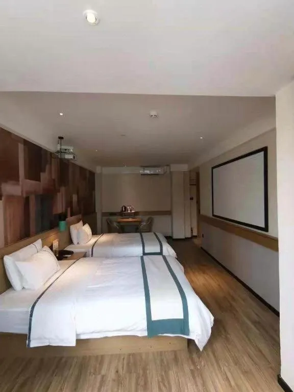 Bed in City Comfort Inn Guangzhou Liwan Zengjiao Jushu Metro Station