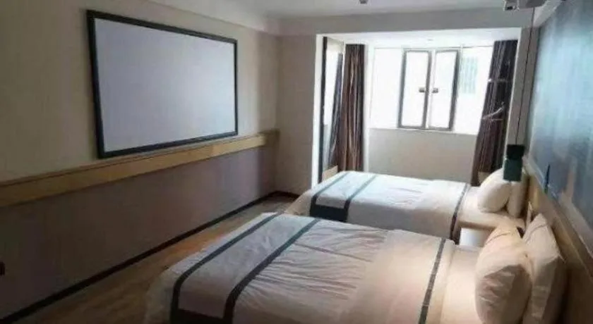 Bed in City Comfort Inn Guangzhou Liwan Zengjiao Jushu Metro Station