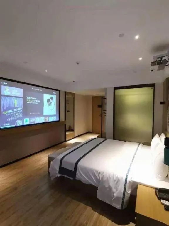 Bed in City Comfort Inn Guangzhou Liwan Zengjiao Jushu Metro Station