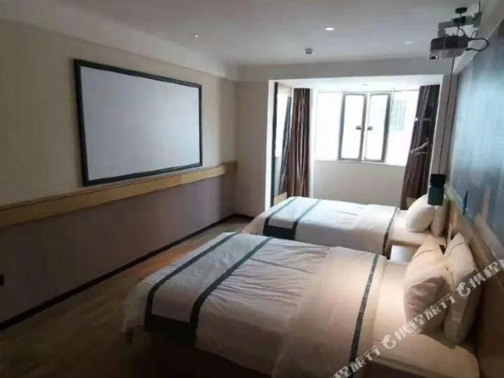 Bed in City Comfort Inn Guangzhou Liwan Zengjiao Jushu Metro Station