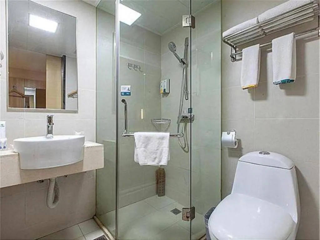 City Comfort Inn Wuhan Wuchang Railway Station East Square