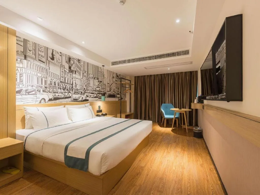 Bed in City Comfort Inn Guangzhou Southern Hospital Tonghe Metro Station